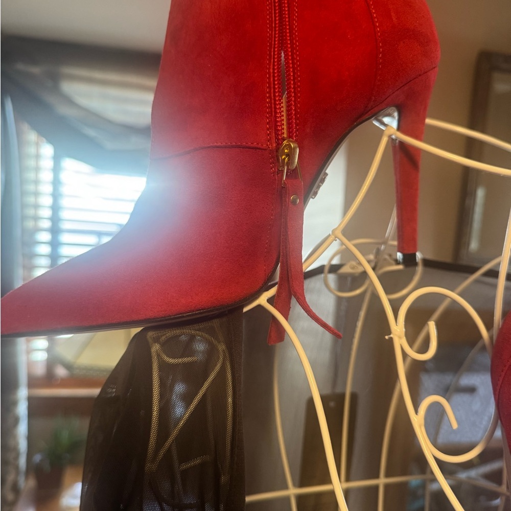 Made in Italy Elegant Red Women's Beautisoles